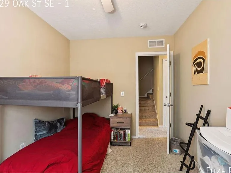 629 Oak St SE #1 — Photo 18