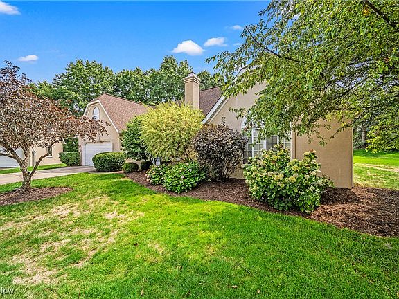 2nd image of 10369 N Pond Ln