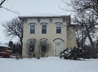 930 N Main St, Rochelle, IL 61068