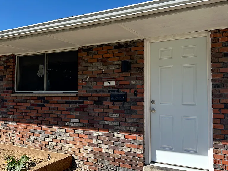 2700 Iowa St #3 — Photo 1