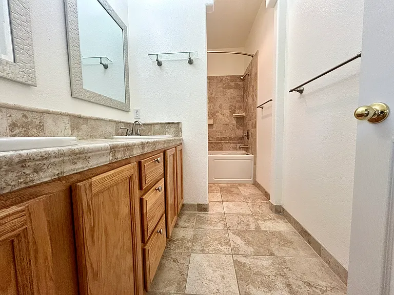 392 Royal Troon Dr — Photo 12