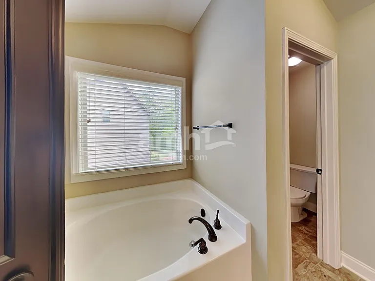 250 Randy Rd — Photo 14