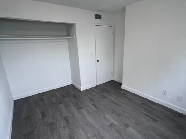 4955 Judson Ave APT 4, Las Vegas, NV 89115