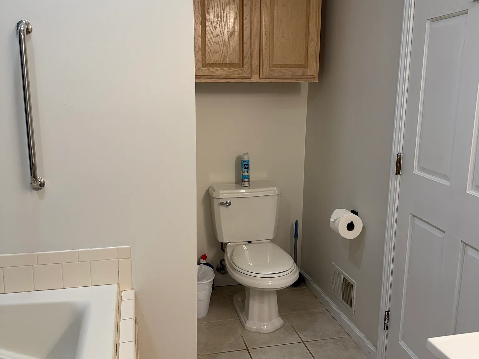2 bed, 1155 sqft, $2,000 — Photo 2