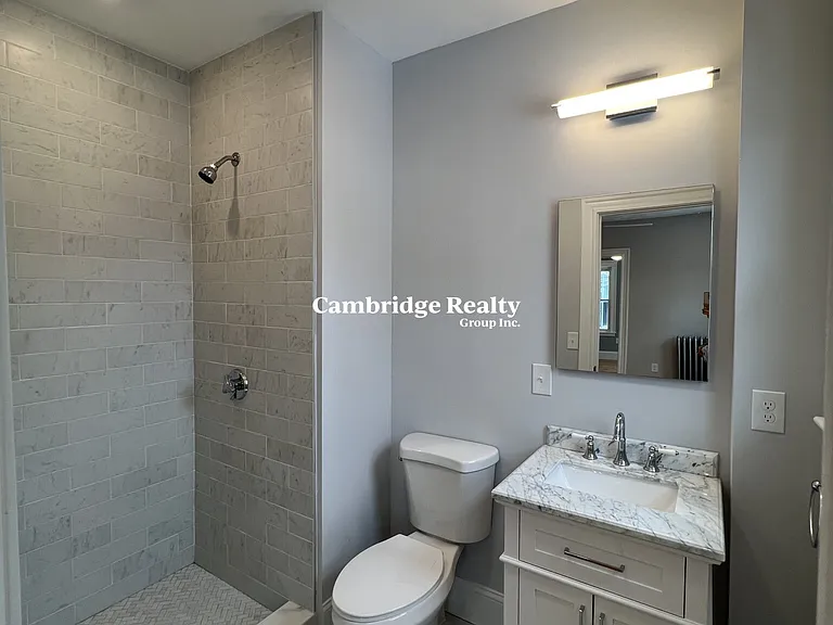 11 Burnham St #2T — Photo 18