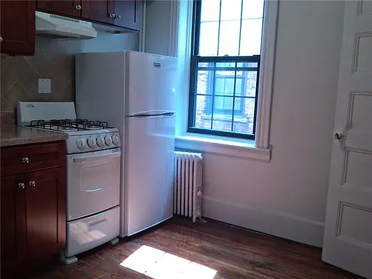 Rented by Brick Real Estate | media 22