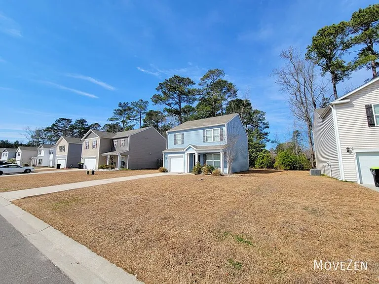 9319 Vineyard Grove Ln NE — Photo 32