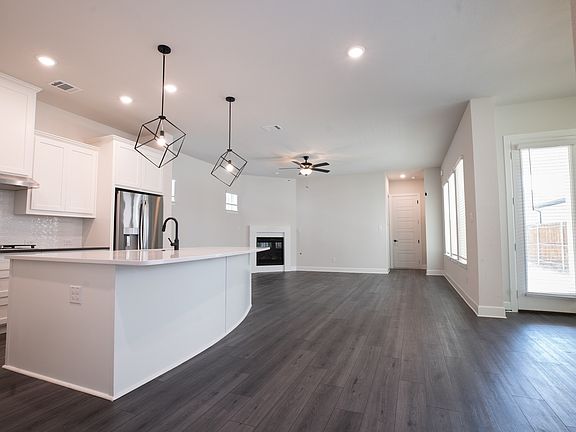 5th image of 9324 Trammel Davis Rd