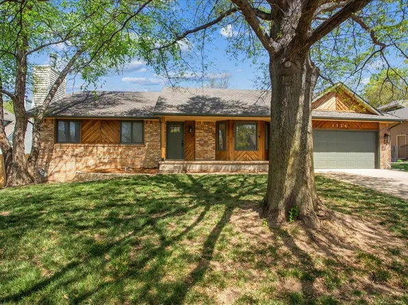 1524 E Mockingbird Ct, Derby, KS 67037