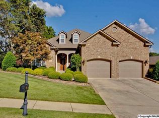 127 Ada Dr SE, Owens Cross Roads, AL 35763