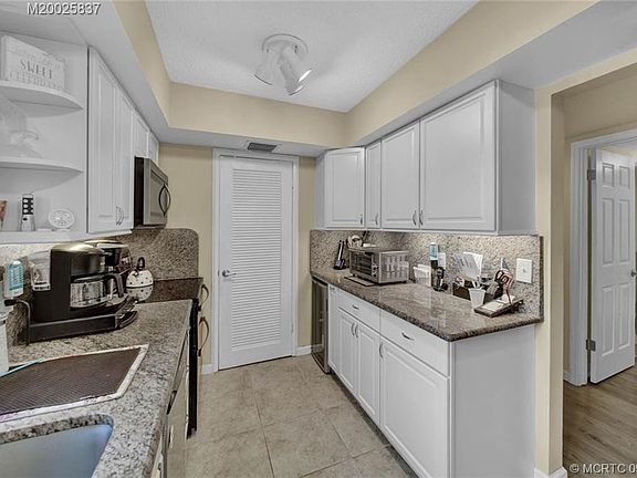 5th image of 3412 NE Causeway Blvd APT 16-104