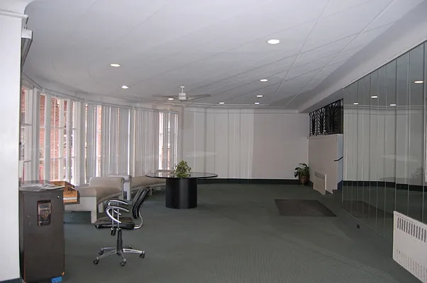 Sold by Griffith Real Estate | media 12