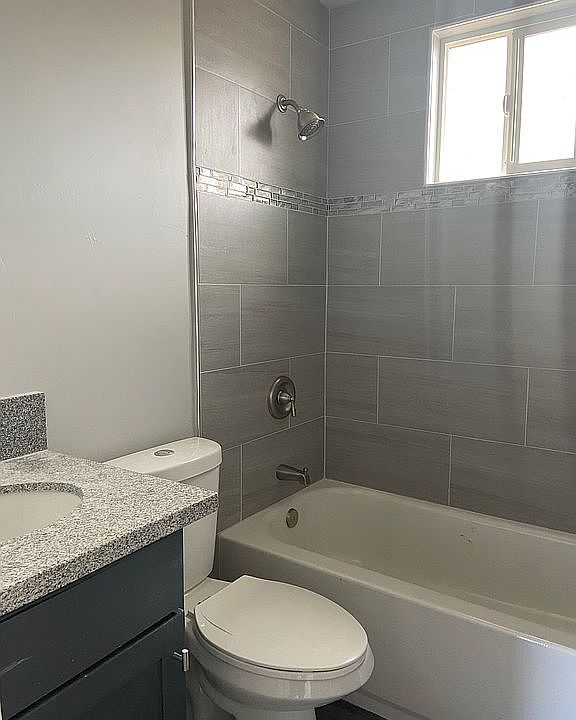 1st image of 24951 Fir Ave