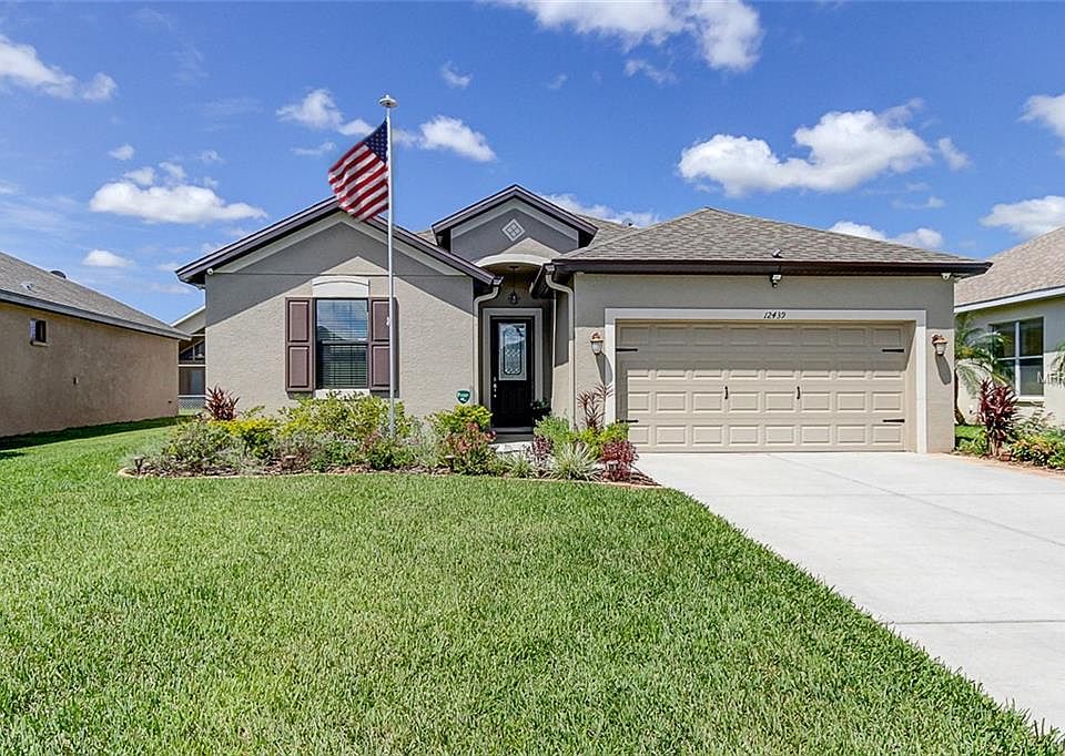 1st image of 12439 Cricklewood Dr
