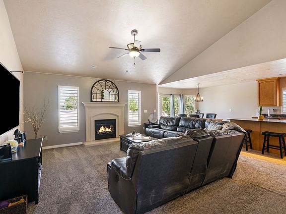 5th image of 3246 W Palawan Way