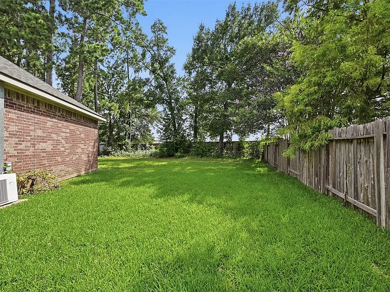 25203 Oak Villa Dr — Photo 43