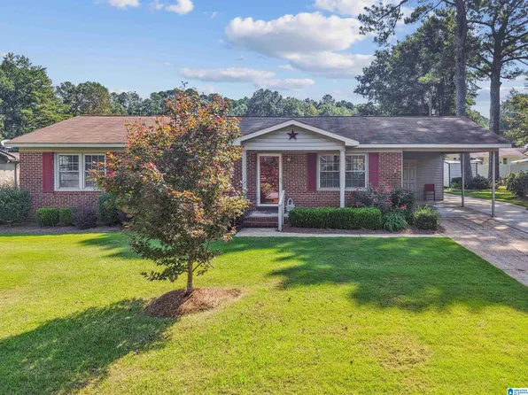 916 Clement Dr, Sylacauga, AL 35151