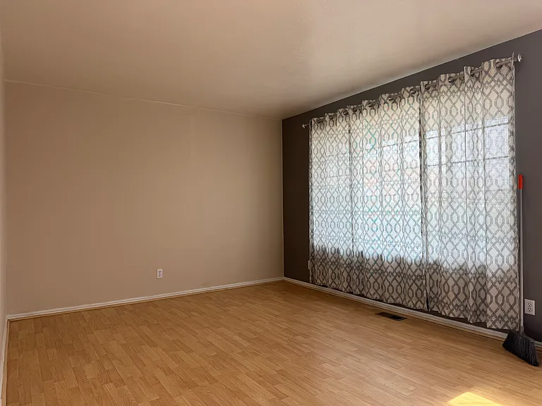 6088 S Marvelle Ct — Photo 5