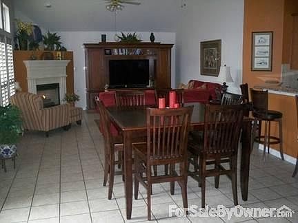 3rd image of 305 Flagstone Dr