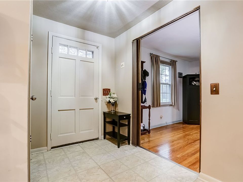 1721 Qualtrough Rd, Rochester, NY 14625 Zillow