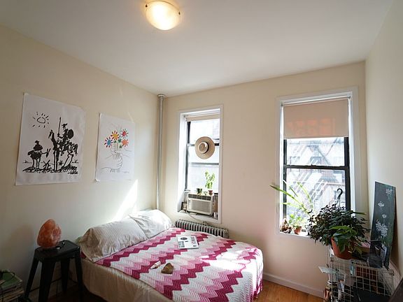 5th image of 132 17th St #2A