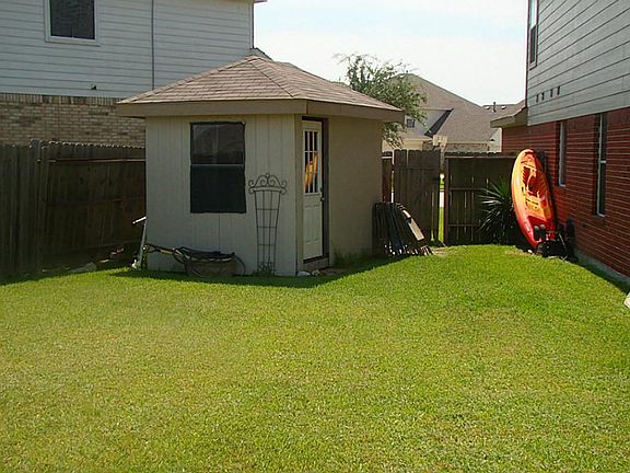 4th image of 2205 Trinity Park Ct