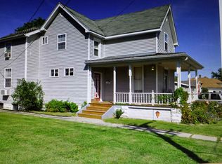 702 E Chestnut St, Bridgeport, IL 62417