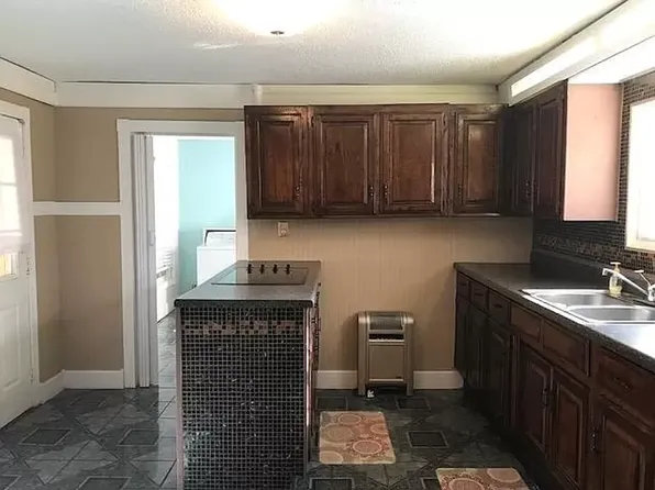 3905 Jenny Lind Rd, Fort Smith, AR 72901