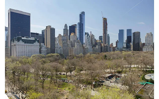 Sold by Douglas Elliman | media 15