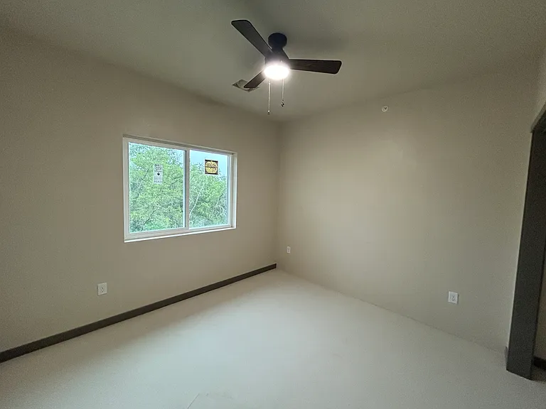 6950 Hickman Rd #300A — Photo 15