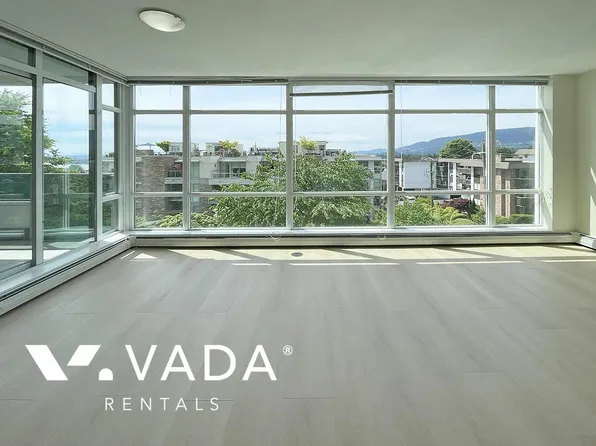 1320 Chesterfield Ave #405, North Vancouver, BC V7M 0A6