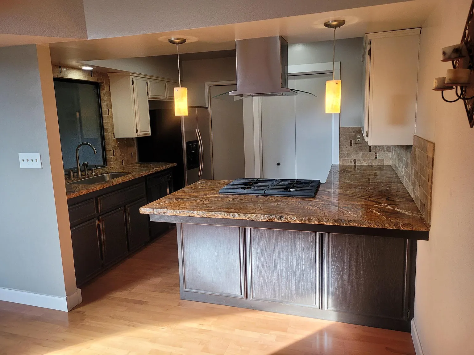 3 bed, 1209 sqft, $3,400 — Photo 4