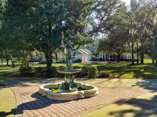 1405 N River Oaks Dr, Blackshear, GA 31516
