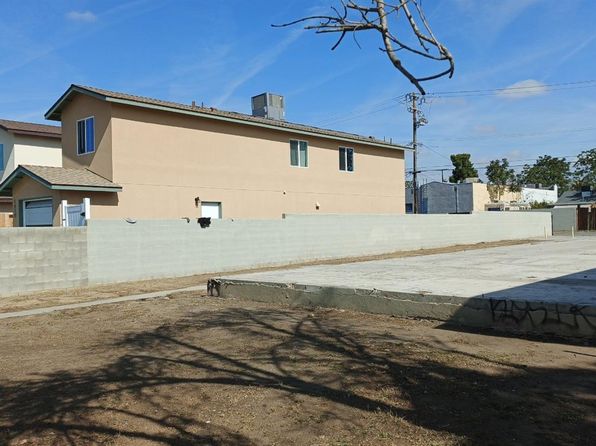1414 Monterey St, Bakersfield, CA 93305