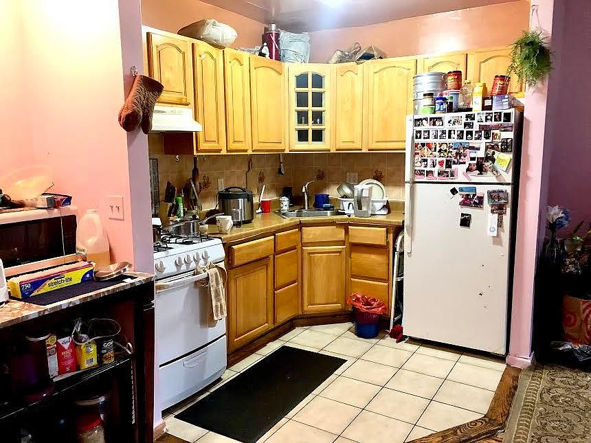 1st image of 3315 75th St Floor 2