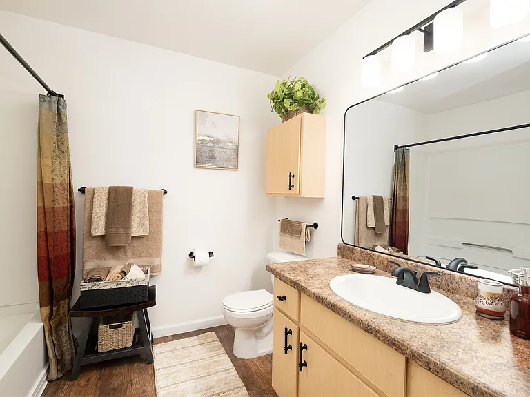Carefree North Natomas Senior Apartments — Photo 31