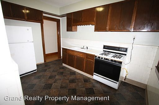 4th image of 968 Goodrich Ave