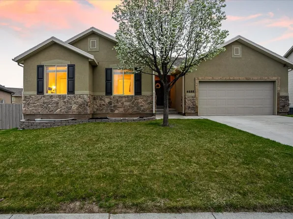4688 E Campbell Cir, Eagle Mountain, UT 84005