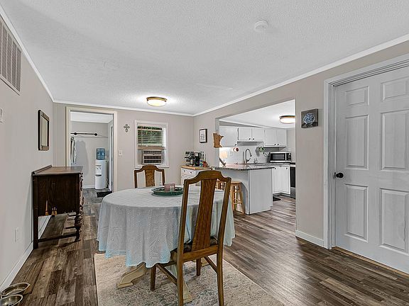 5th image of 18257 235th Ave NW