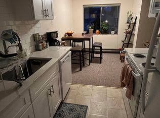 4326 Whitman Ave N APT B, Seattle, WA 98103