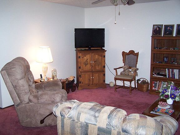 4th image of 703 Bonser Ave