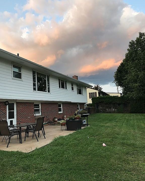 1st image of 20 Di Ponte Dr