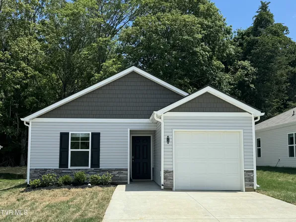 416 Arrowhead Dr, Johnson City, TN 37601