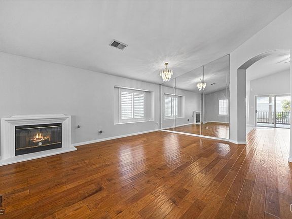 4th image of 10423 Crandon Park Dr
