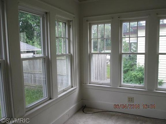 5th image of 1830 Union Ave SE