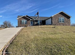 40 Highland Ridge Dr, Crossville, TN 38555