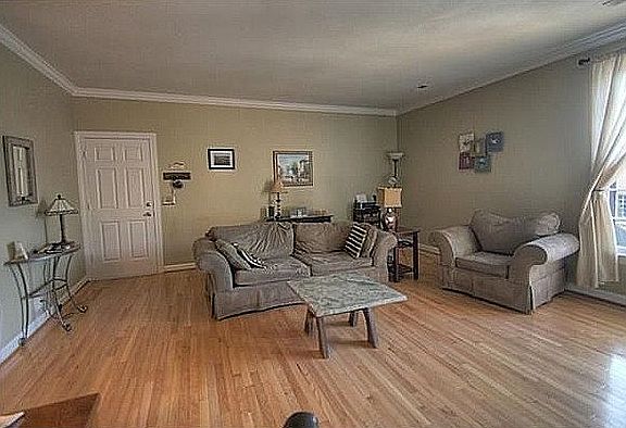 3rd image of 126 Matthew Ln