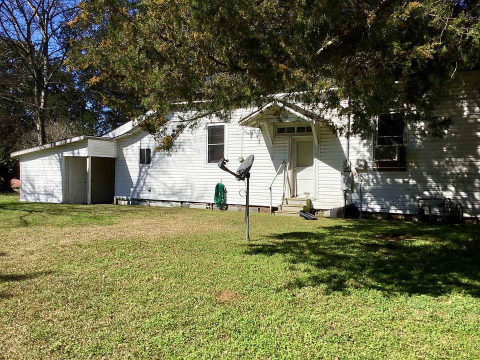2nd image of 210 8th Ave N