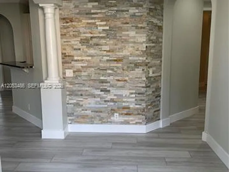 2727 Center Court Dr #117 — Photo 5