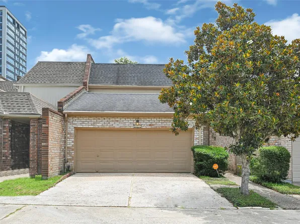 425 E Fair Harbor Ln, Houston, TX 77079
